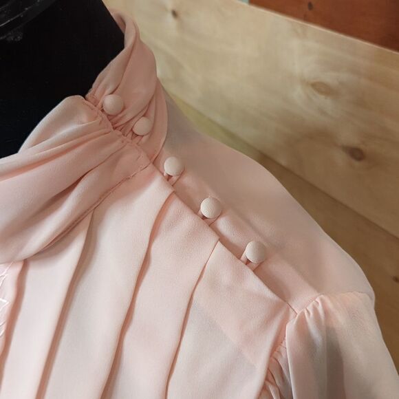 SIZE 6 gorgeous vintage pink floral long sleeve blouse, Josephine - Picture 3 of 6